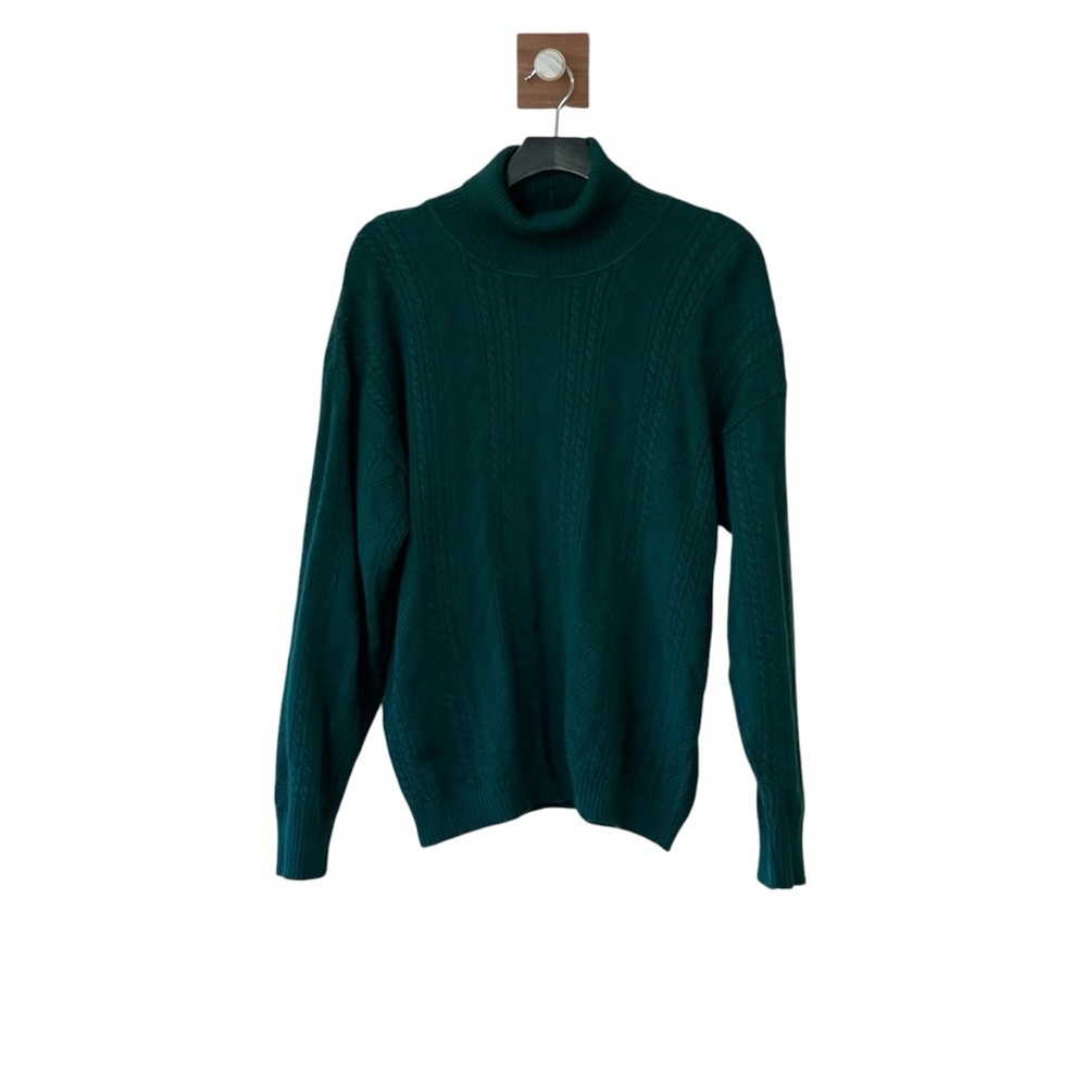 Vintage Emerald Green Merino Wool Cable Knit Turtleneck Sweater Made in Italy‎